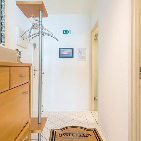 Luxueuze Vakantiestudio Met Zeezicht En Terras In Oostende Eksteriør billede