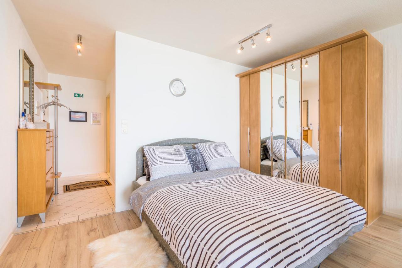 Luxueuze Vakantiestudio Met Zeezicht En Terras In Oostende Eksteriør billede
