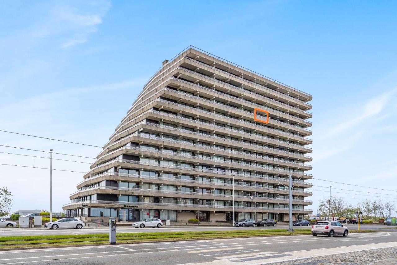 Luxueuze Vakantiestudio Met Zeezicht En Terras In Oostende Eksteriør billede