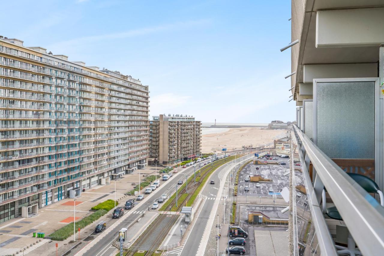 Luxueuze Vakantiestudio Met Zeezicht En Terras In Oostende Eksteriør billede